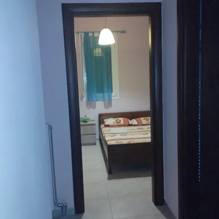 In Chalkidiki, Lakkoma Nyaraló Nea Kallikrateia